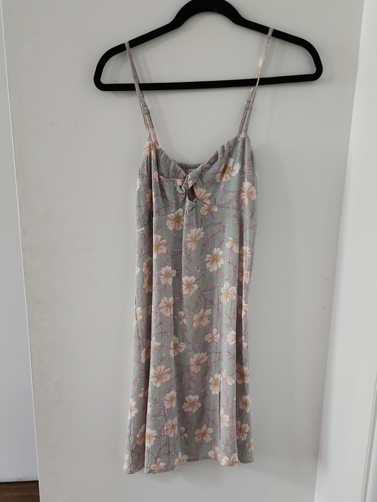 Billabong Dresses & Skirts - Billabong Sage Green Floral Slip Dress with Pale Pink Accents